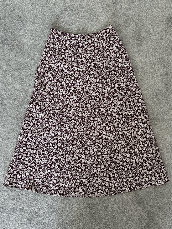 RW&CO. Dresses & Skirts - Floral A-Line Midi Skirt